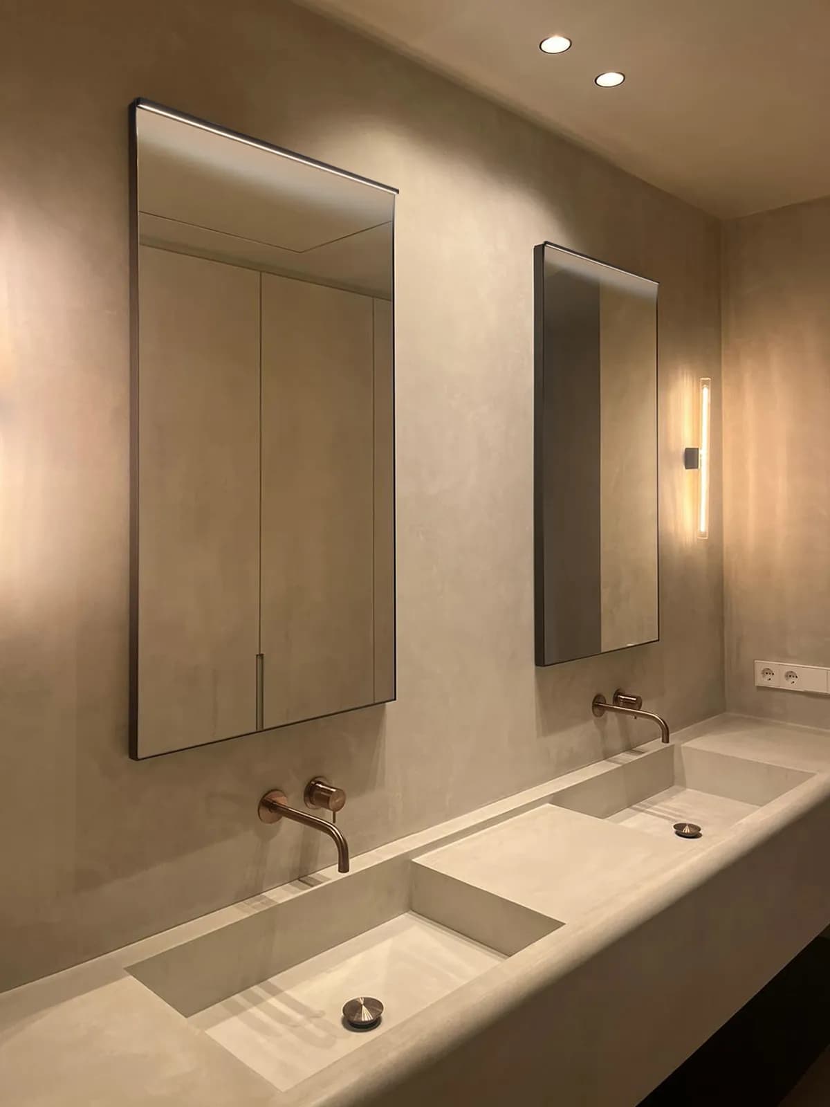 Darby Mirror